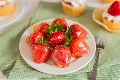 Glazed Strawberries Glazed Strawberries