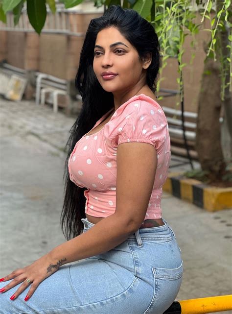 Exploring Indian Curves: Big Breast Adventures