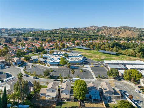 Live Oak Elementary School In Castaic Ca Homes Com