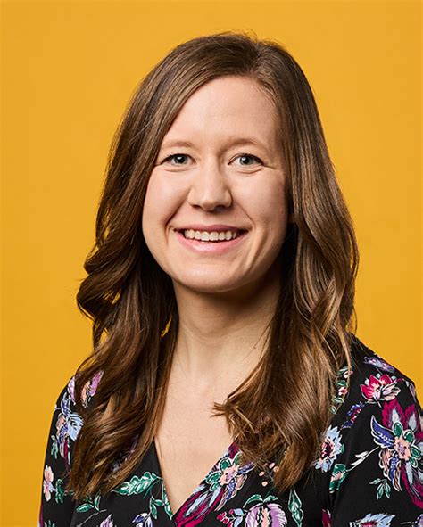 Reveal Who Trinaed Amelia Earaahart: Secrets Of Early Flight Training